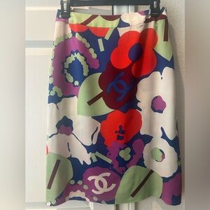 CHANEL Multicolor Floral Pencil Skirt